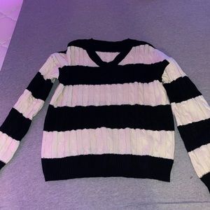 Black and cream striped sweater, brand new never worn beautiful!